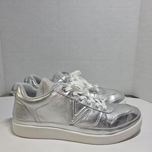 Vionic Women's Elise Sneakers